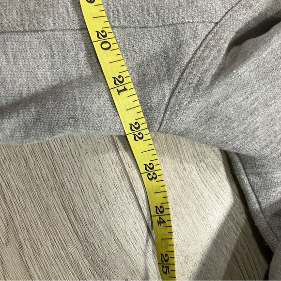 Retro Grey Champion Sweatshirt Size Small - Picture 6 of 6